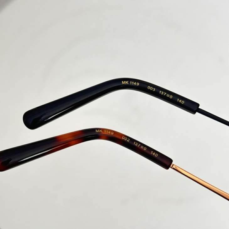Picture of Michael Kors Sunglasses _SKUfw77169032fw